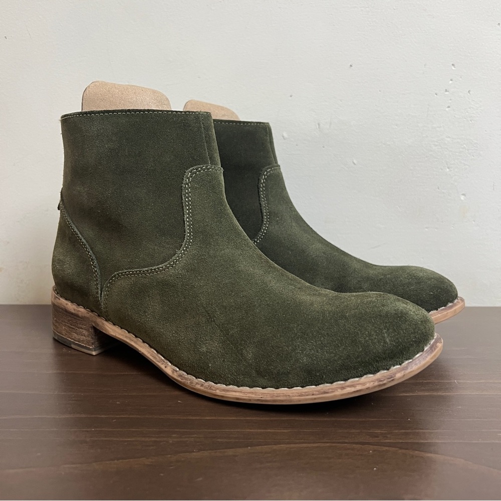 Modern Burnt Tan Knock Off Platform Boots